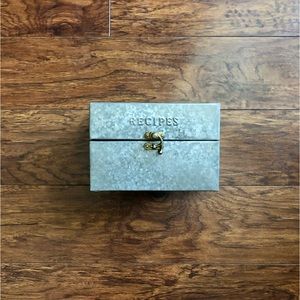 Hearth and Hand Recipe Box